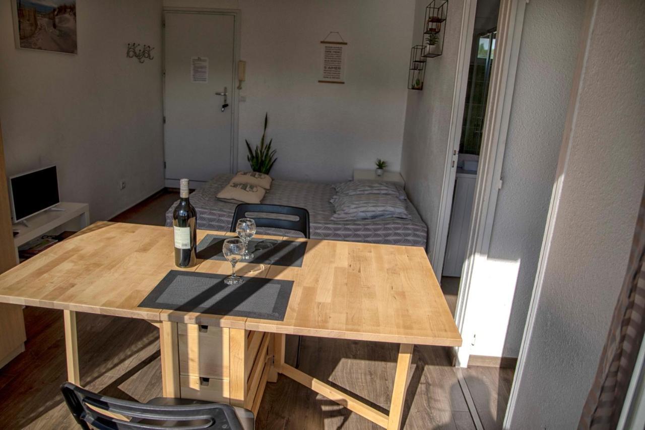 Studio Terrasse Montpellier - Parking Prive - Proche Ligne 1 المظهر الخارجي الصورة